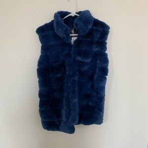 Eleventy FUR vest. Brand new